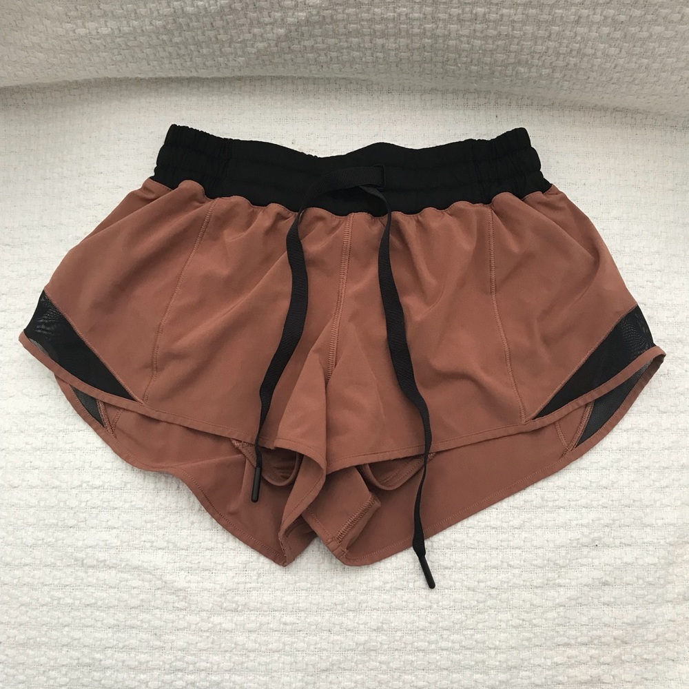 Nude/Black Hotty Hot 2.5”